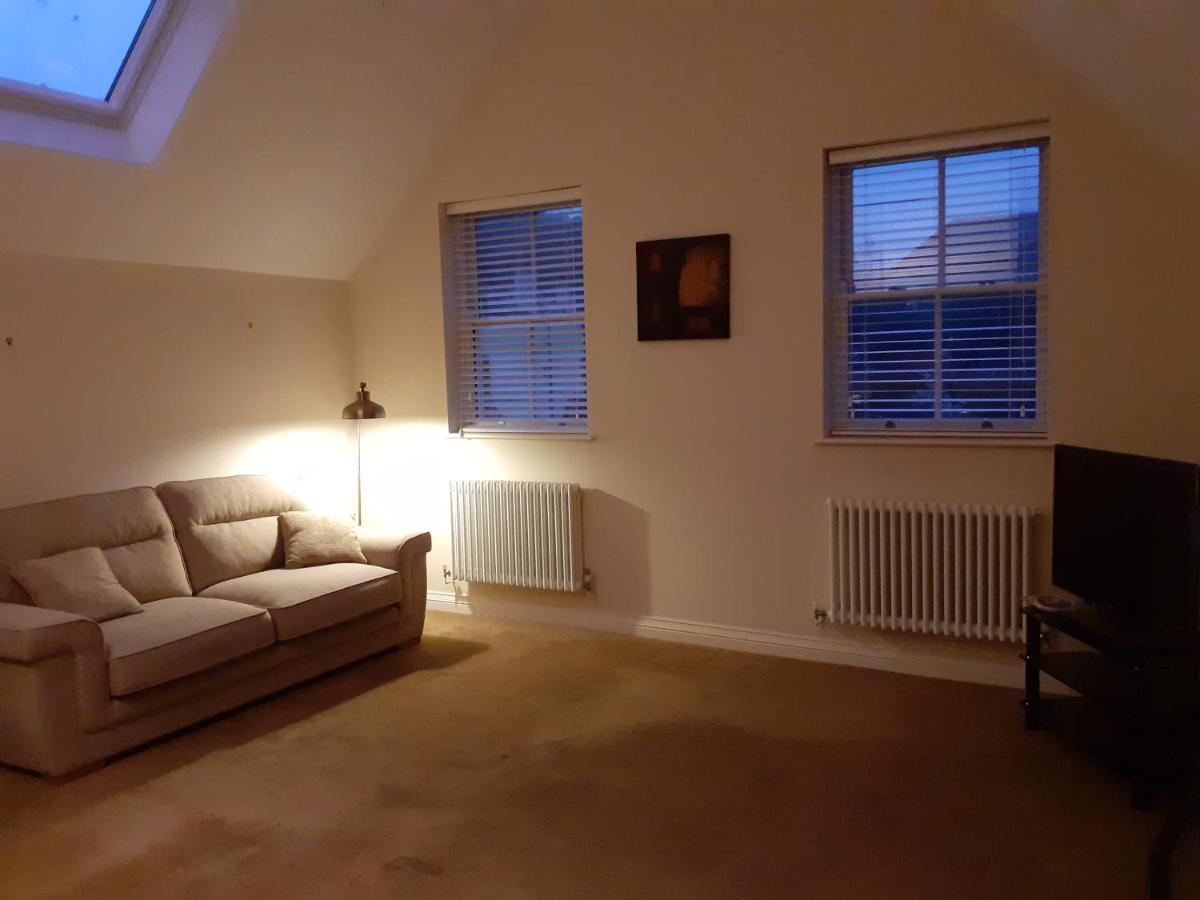 חלנדודנו Modern 2Nd Floor 1 Bed Apartment In The Heart Of מראה חיצוני תמונה