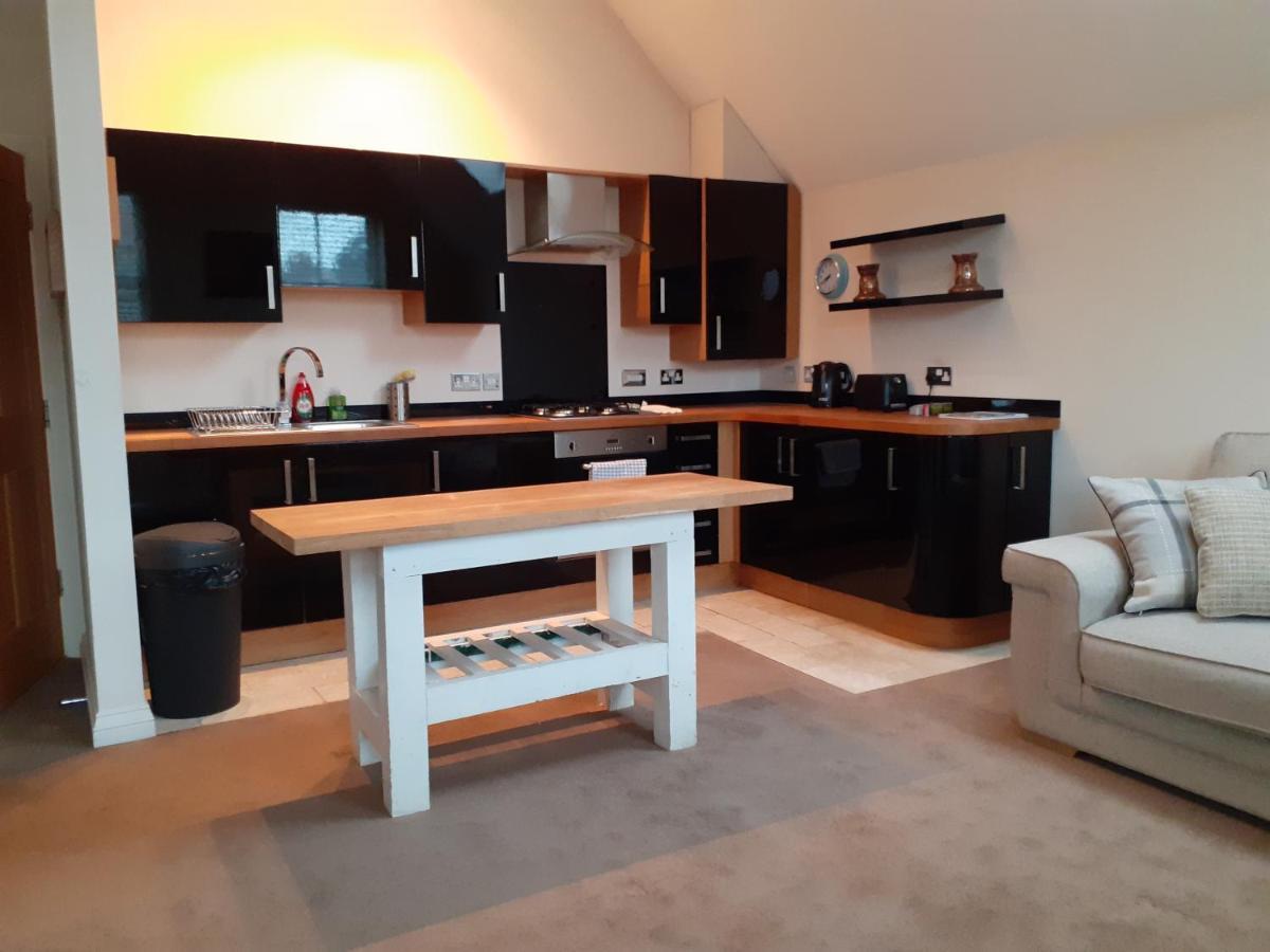 חלנדודנו Modern 2Nd Floor 1 Bed Apartment In The Heart Of מראה חיצוני תמונה