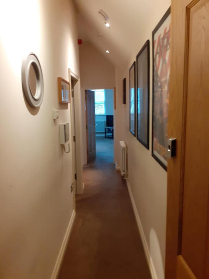 חלנדודנו Modern 2Nd Floor 1 Bed Apartment In The Heart Of מראה חיצוני תמונה