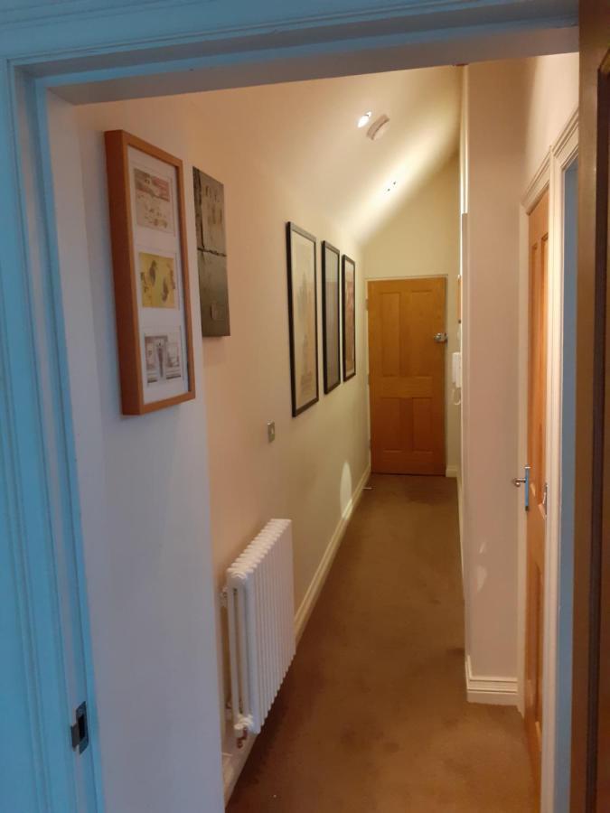 חלנדודנו Modern 2Nd Floor 1 Bed Apartment In The Heart Of מראה חיצוני תמונה